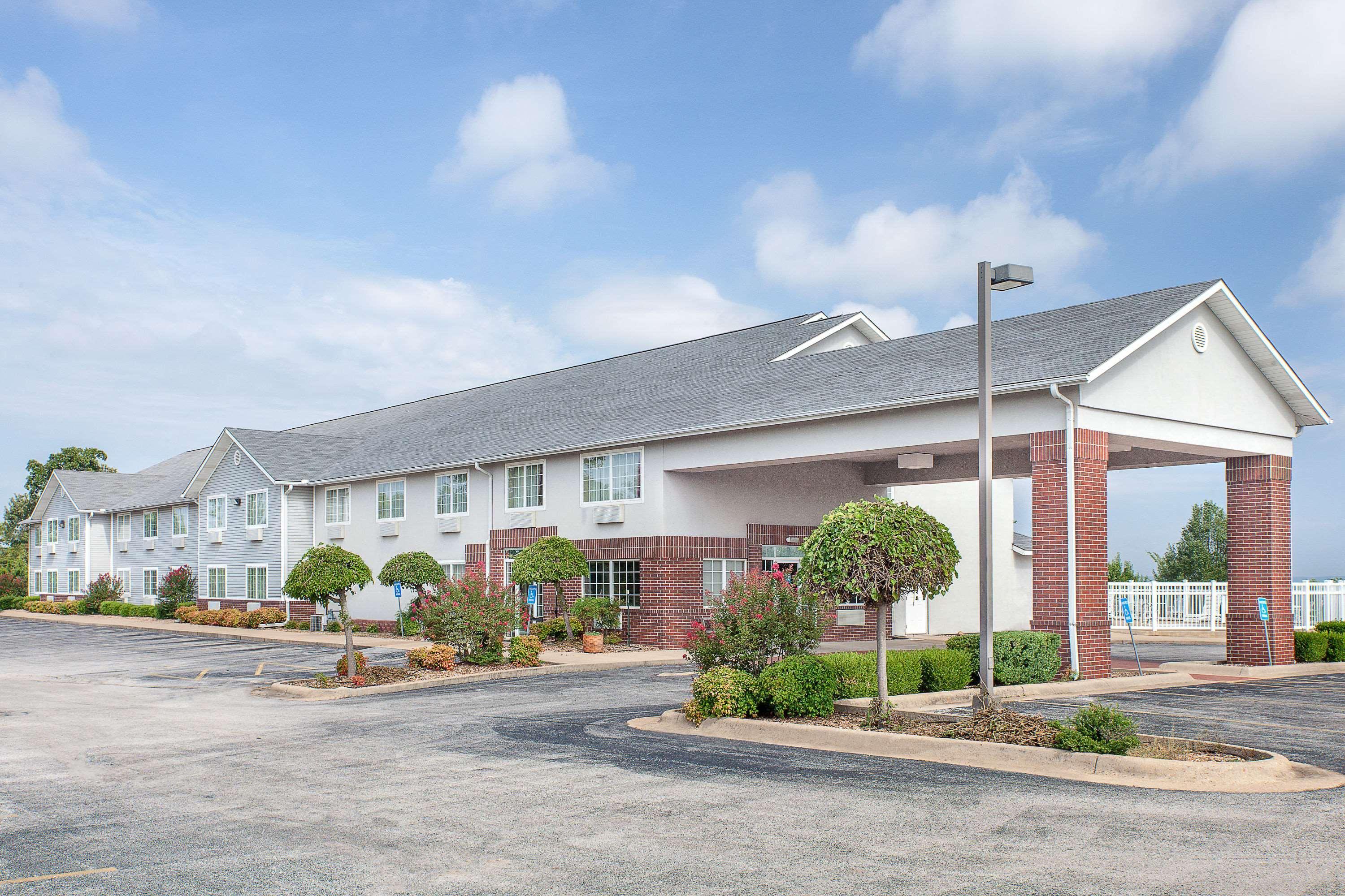 Days Inn By Wyndham Mountain Home Exterior foto